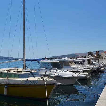 Klobuka Kastela