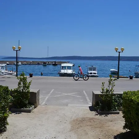 Klobuka Kaštela