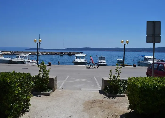 Klobuka Kaštela